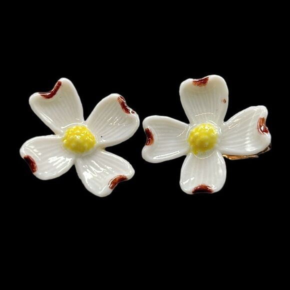Vintage Jewelry Set Clip-on Earrings Straight Lapel Pin Porcelain Flowers - Picture 2 of 11